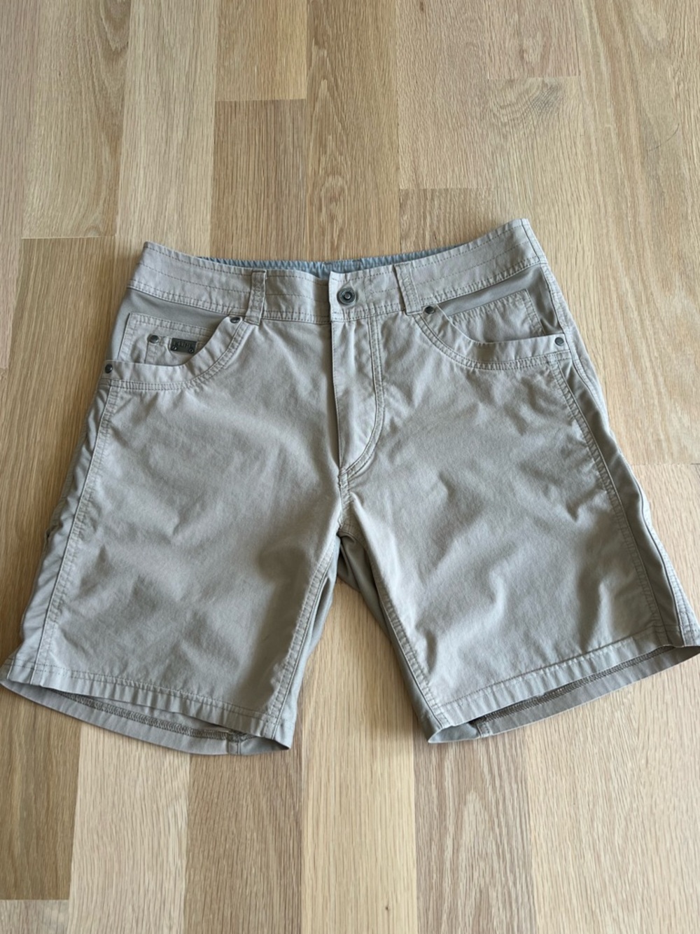 Men's Kuhl Radikl Casual Shorts, Size 32